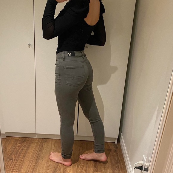 American Eagle Jeans - Picture 5 of 6